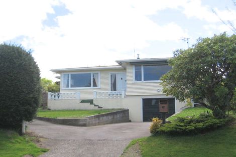 Photo of property in 12 Crowther Terrace, Waipahihi, Taupo, 3330