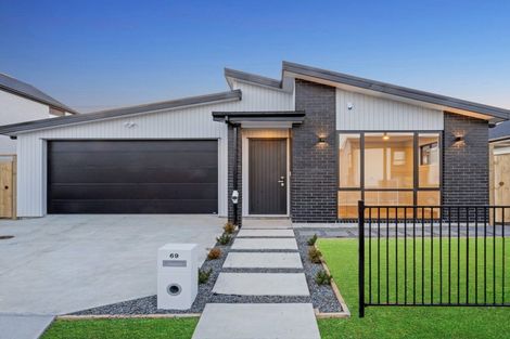 Photo of property in 69 Podgora Avenue, Huapai, Kumeu, 0810