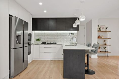 Photo of property in 10d Windlass Street, Long Bay, Auckland, 0630