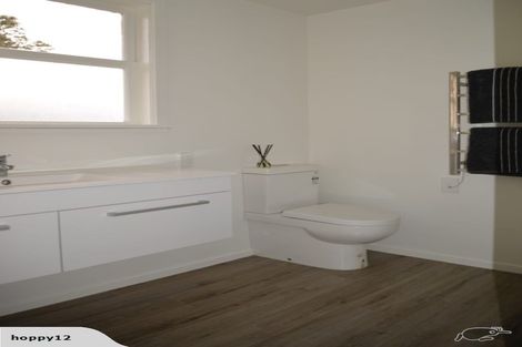 Photo of property in 20 Woodward Street East, Featherston, 5710