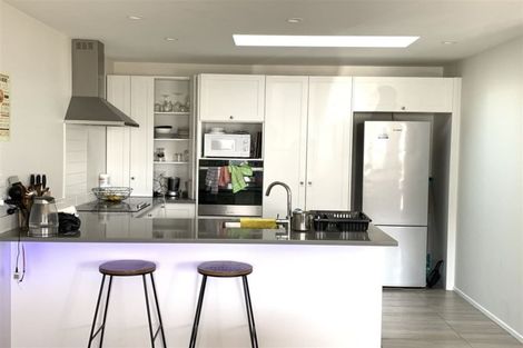 Photo of property in 3c Melia Place, Stanmore Bay, Whangaparaoa, 0932