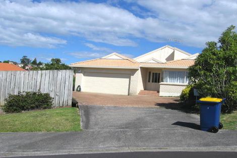 Photo of property in 6 Azure Grove, Unsworth Heights, Auckland, 0632