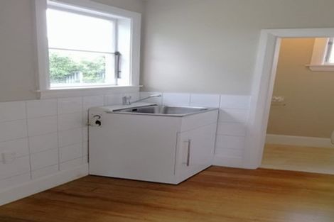 Photo of property in 30 Forfar Street, Edgeware, Christchurch, 8013