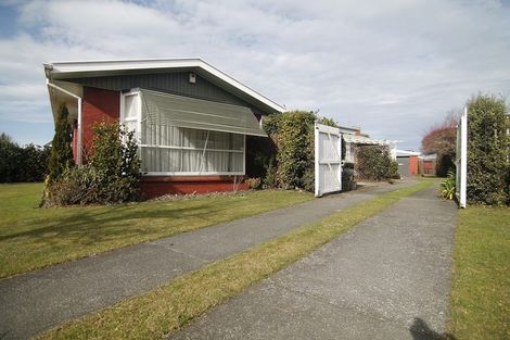 Photo of property in 131 Kendal Avenue, Burnside, Christchurch, 8053