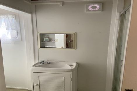 Photo of property in 26 Matapouri Road, Mangere Bridge, Auckland, 2022