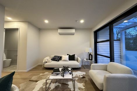 Photo of property in 2/379 Great South Road, Papatoetoe, Auckland, 2025