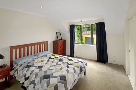 Photo of property in 41 Futuna Close, Karori, Wellington, 6012