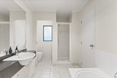 Photo of property in 18 Navan Place, Dannemora, Auckland, 2016