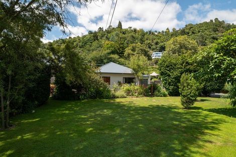 Photo of property in 3 Millar Road, Lake Okareka, Rotorua, 3076