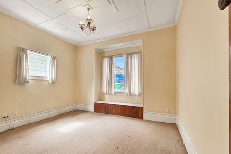 Photo of property in 42 Rolleston Street, Mount Cook, Wellington, 6021