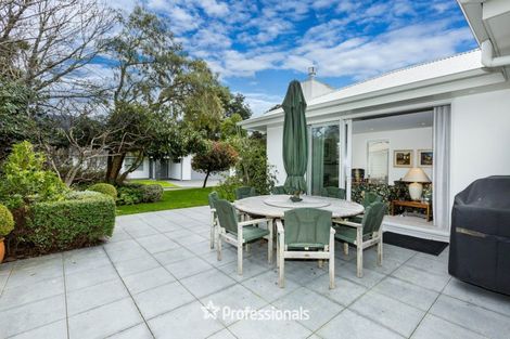 Photo of property in 5 Bateson Way, Heretaunga, Upper Hutt, 5018