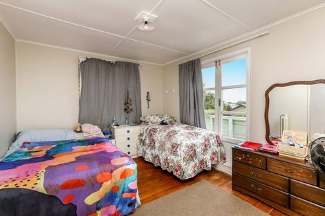 Photo of property in 14 Maranui Street, Welbourn, New Plymouth, 4310