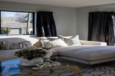 Photo of property in 6 Park Terrace, Hamilton Central, Hamilton, 3204