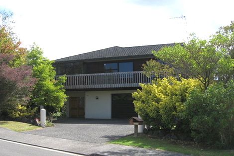 Photo of property in 7 Ballini Rise, West Harbour, Auckland, 0618