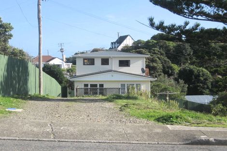Photo of property in 27 Thornley Street, Titahi Bay, Porirua, 5022