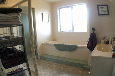 Photo of property in 2/130 Reynolds Drive, Te Awamutu, 3800