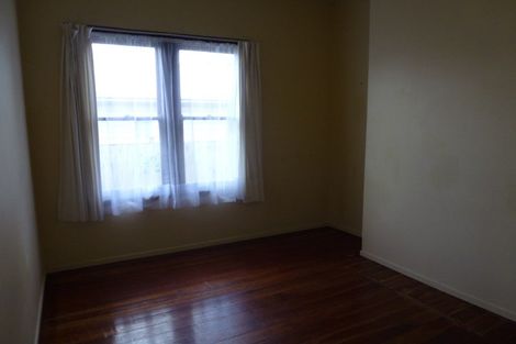 Photo of property in 503 Featherston Street, Roslyn, Palmerston North, 4414