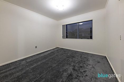 Photo of property in 28 Barneys Farm Road, Clendon Park, Auckland, 2103
