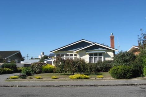 Photo of property in 67 Rhodes Street, Waimate, 7924