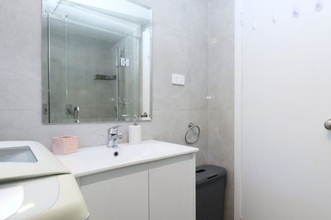 Photo of property in 71 Casuarina Road, Half Moon Bay, Auckland, 2012