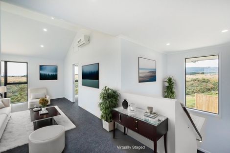 Photo of property in 54 Sardinia Grove, Fitzherbert, Palmerston North, 4410