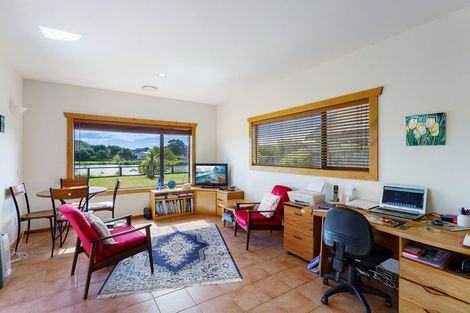 Photo of property in 7 Marewa Place, Waikanae Beach, Waikanae, 5036