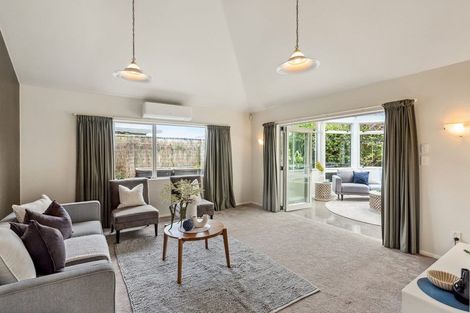 Photo of property in 55 Cedar Drive, Paraparaumu Beach, Paraparaumu, 5032