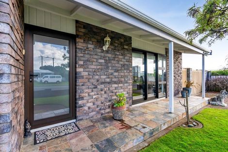 Photo of property in 25 Puketotara Street, Highlands Park, New Plymouth, 4312