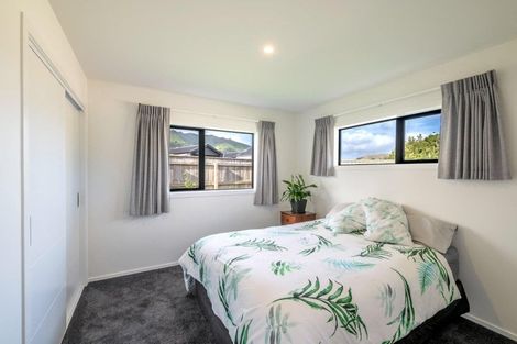 Photo of property in 7 Morepork Drive, Waikanae, 5036