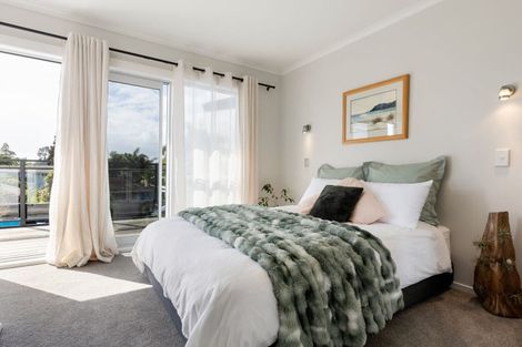 Photo of property in 32 Marnane Terrace, St Andrews, Hamilton, 3200