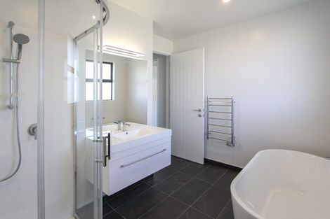 Photo of property in 71 Infinity Drive, Wanaka, 9305