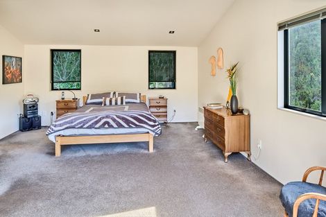 Photo of property in 22 Ngahere Street, Stokes Valley, Lower Hutt, 5019