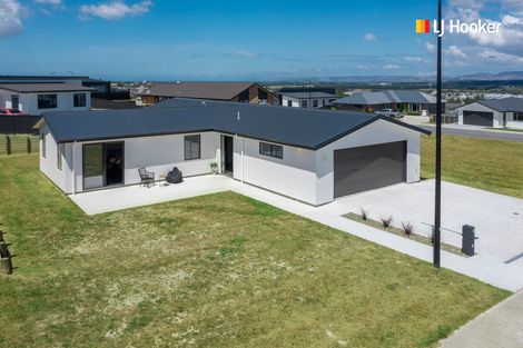 Photo of property in 42 Mcneil Street, Balclutha, 9230