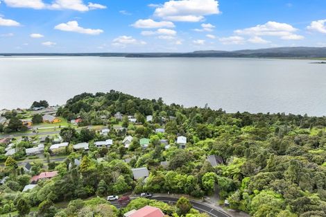 Photo of property in 24 Hauraki Terrace, Pukawa Bay, Turangi, 3381