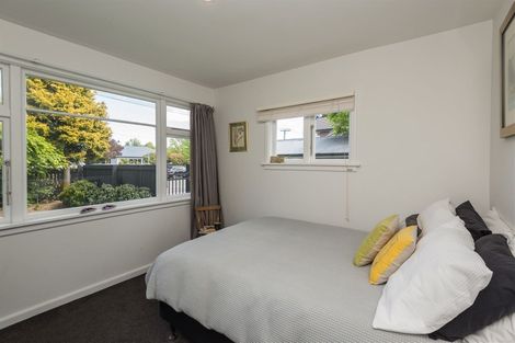 Photo of property in 98 Hamilton Avenue, Ilam, Christchurch, 8041