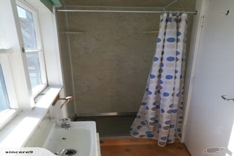 Photo of property in 104 Parkvale Road, Karori, Wellington, 6012