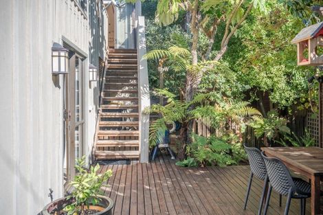 Photo of property in 32 Rue Balguerie, Akaroa, 7520