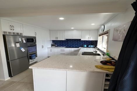 Photo of property in 4/2 Tampin Road, Hillpark, Auckland, 2102