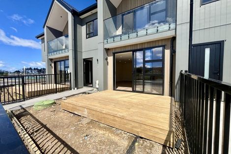 Photo of property in 128 Vintry Drive, Kumeu, 0810