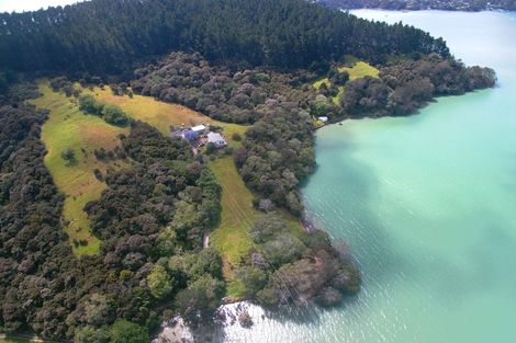 Photo of property in 225 Okura Bay Road, Totara North, Kaeo, 0479