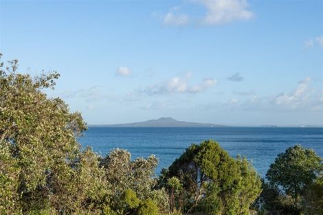 Photo of property in 45b Hyde Road, Rothesay Bay, Auckland, 0630