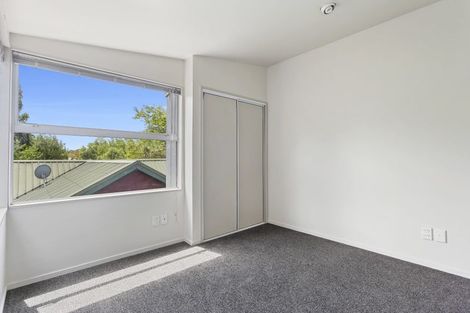 Photo of property in 2/3 Grove Road, Addington, Christchurch, 8024