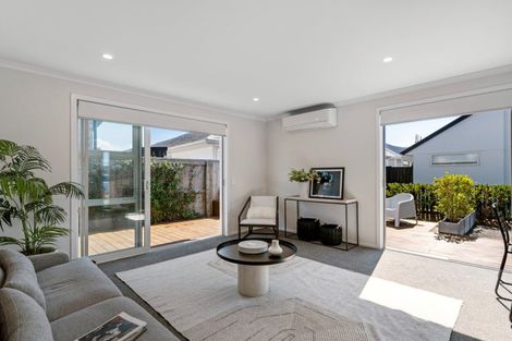 Photo of property in 18 Toi Place, Papamoa, 3118