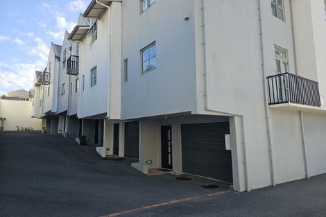 Photo of property in 6/28 Majoribanks Street, Mount Victoria, Wellington, 6011