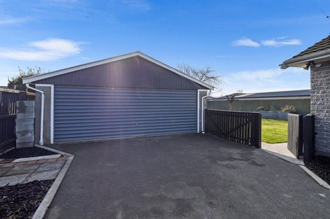 Photo of property in 67 Farquhars Road, Redwood, Christchurch, 8051