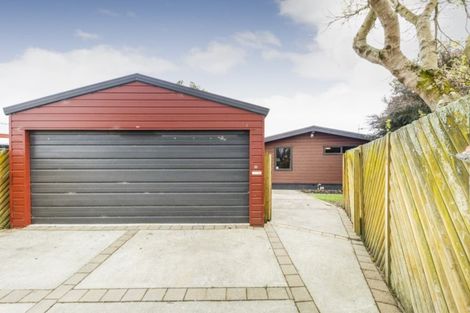 Photo of property in 168 Amberley Avenue, Highbury, Palmerston North, 4412