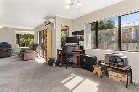 Photo of property in 18a Milton Road, Hospital Hill, Napier, 4110