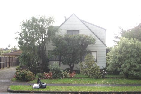 Photo of property in 39 Glennandrew Drive, Half Moon Bay, Auckland, 2012