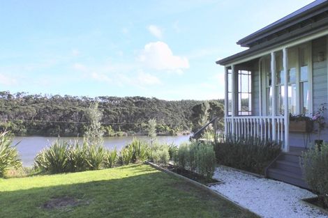 Photo of property in 541 Wilson Road, South Head, Helensville, 0874
