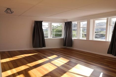 Photo of property in 50 Compton Crescent, Taita, Lower Hutt, 5011